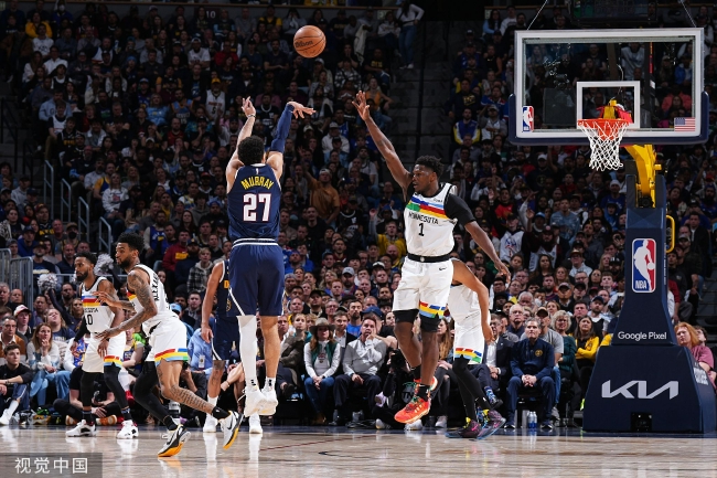NBA季后赛首轮，爱德华兹42分创纪录，森林狼加时力克太阳抢占先机